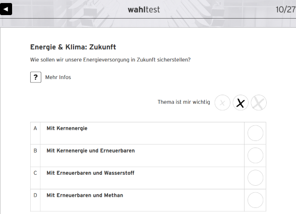 Screenshot eines Wahltests zu Energie und Klima, der verschiedene Optionen zur zukünftigen Energieversorgung aufzeigt, einschließlich Kernenergie, erneuerbare Energien und Wasserstoff.